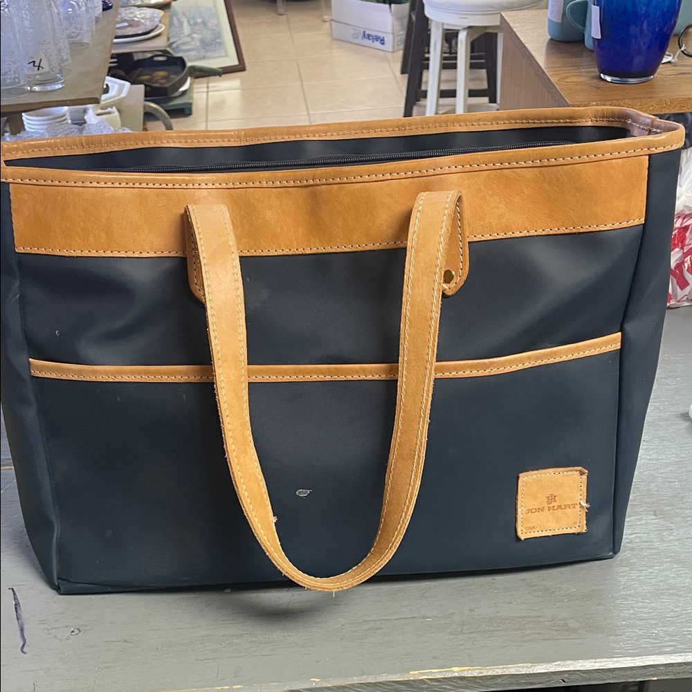 Jon Hart Bebita diaper bag/tote bag